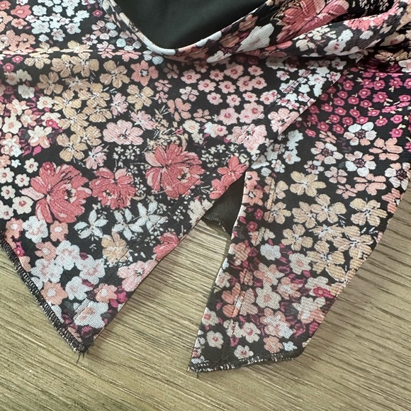 Shein Floral Tube Top Size Small - Picture 4 of 7